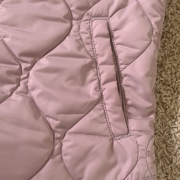 Old Navy quilted puffer, bomber jacket, light pink mauve pocket zip up packable - Picture 5 of 12